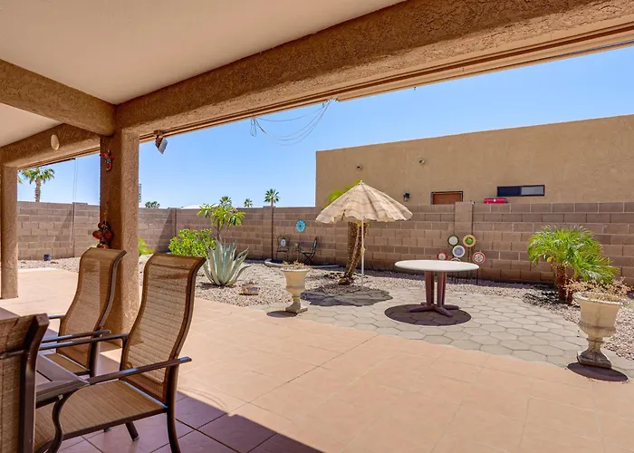 Holiday home Spacious Yard! Escape, Near Shops & Golf Yuma